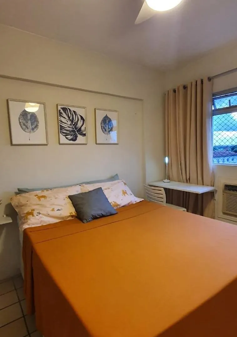 Suite E Quartos -1 Suite Com Banheiro Privativo - 2 Quartos Triplos - Banheiro Social Recife 0*,  Brasil
